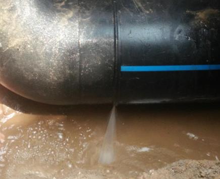 仁化楼顶渗水维修公司为大家分享下仁化卫生间漏水维修修补技术!