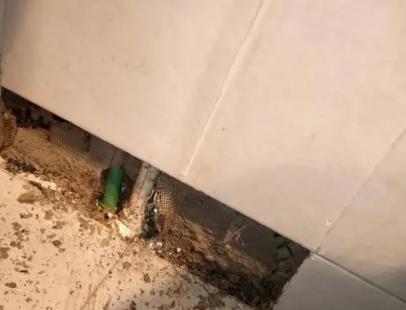 仁化楼顶漏水维修公司分享下修复水管漏水的几种小方法